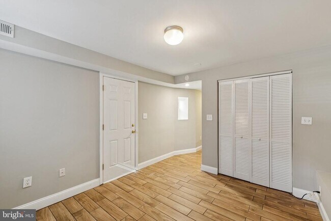 Building Photo - 1440 Fairmont St NW