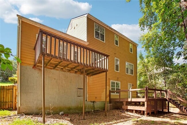 Building Photo - 525 Abbotts Hill Ln