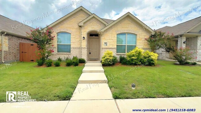 Building Photo - $2,300 - 4bed/ 2Bath - Stunning house in F...