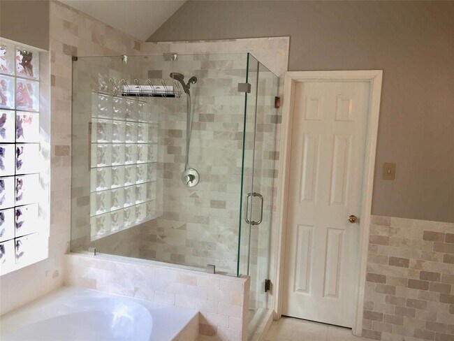 Building Photo - 22539 Bristolwood Ct