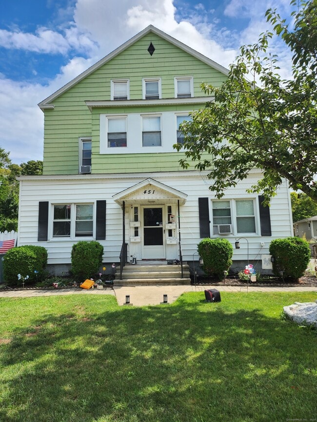 Primary Photo - 451 Circular Ave