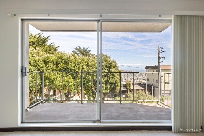 Building Photo - 160 Gardenside Dr