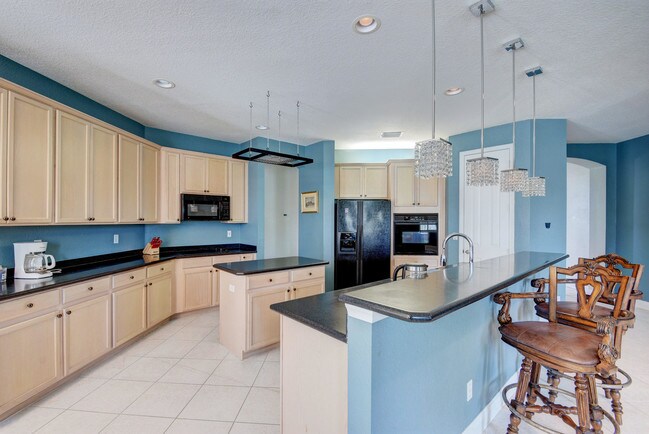Building Photo - 1501 Stonehaven Estates Dr
