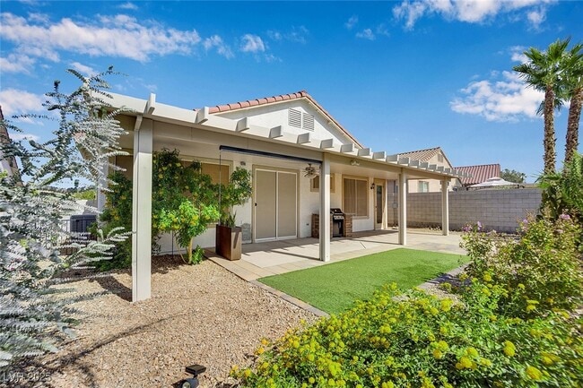 Building Photo - 3027 Panorama Ridge Dr
