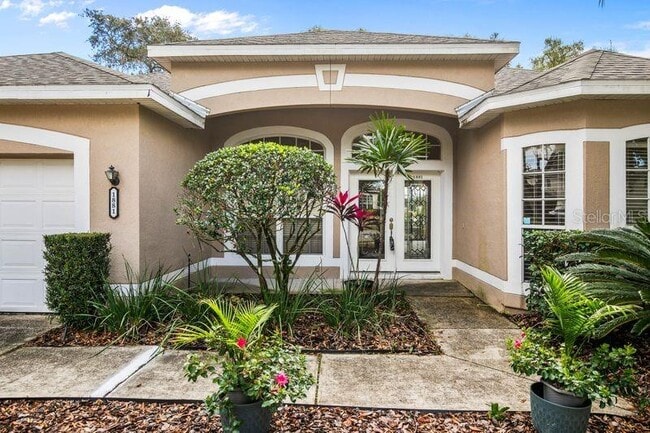 Building Photo - 1881 Pine Bay Dr