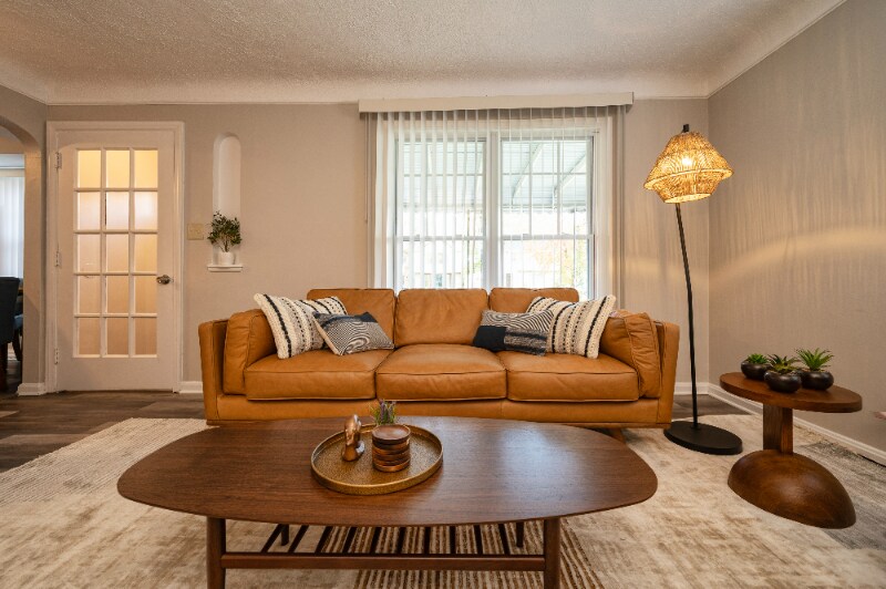 Building Photo - 3722 Bainbridge Rd