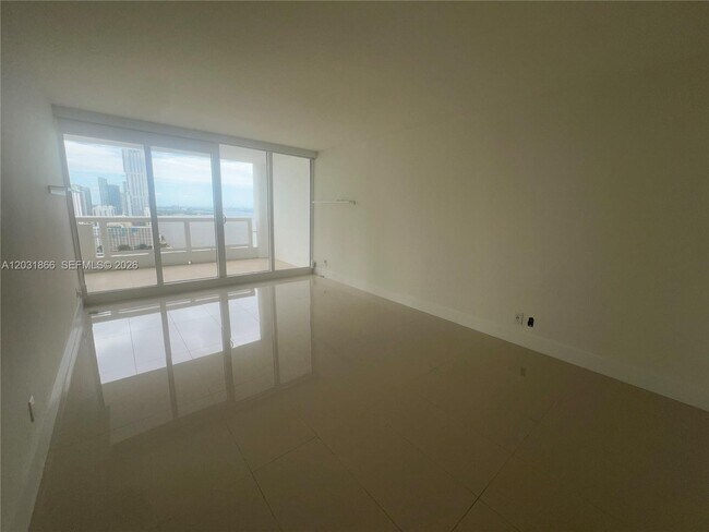 Building Photo - 1717 N Bayshore Dr
