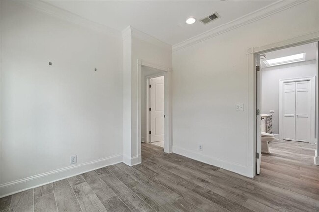 Building Photo - 3636 Peachtree Rd NE