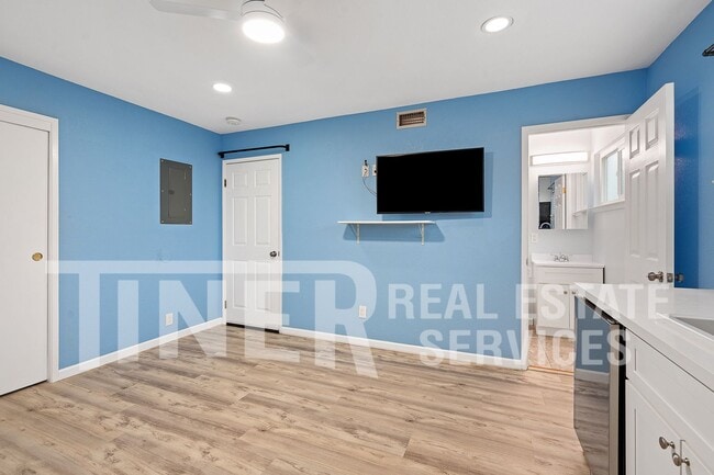 Building Photo - 3644 Cody Way