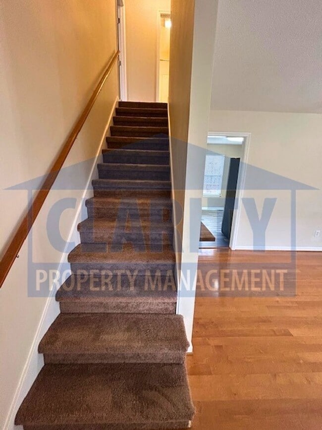 Building Photo - Three bedroom with attached garage!