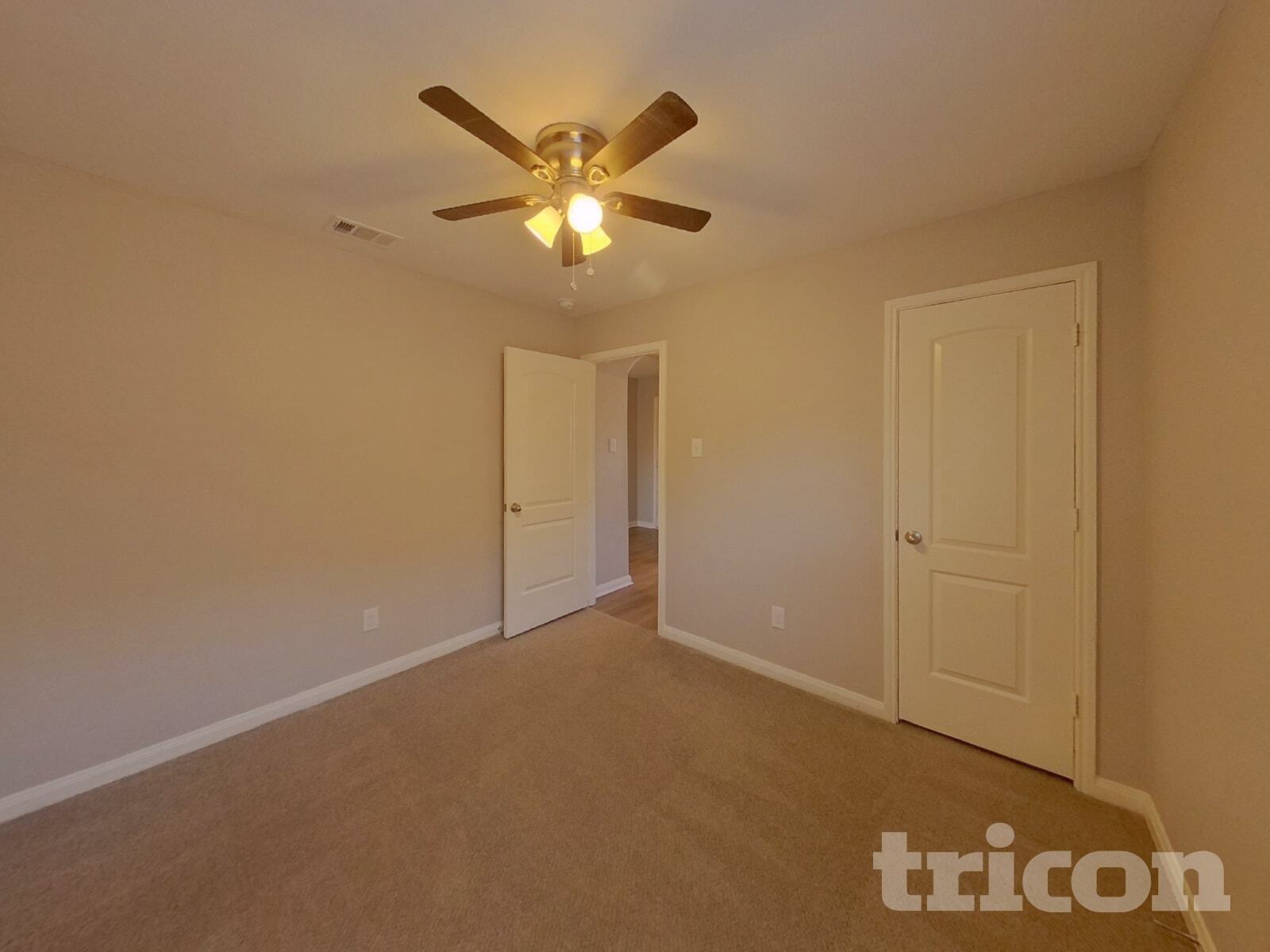 Building Photo - 118 Bush Dr