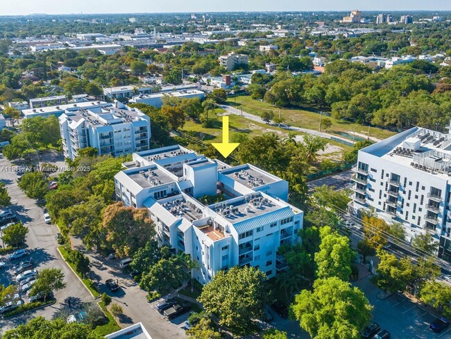 Building Photo - 680 NE 64th St