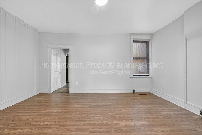 Building Photo - 551 Bates St