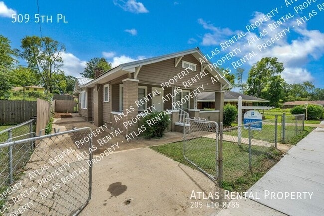 Building Photo - 509 5th St