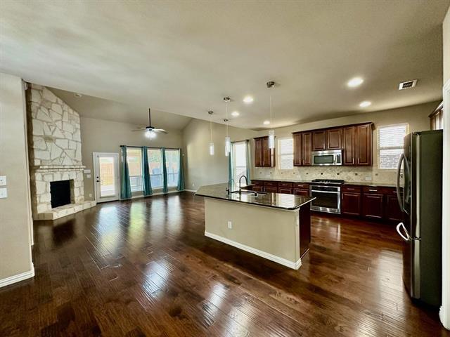 Building Photo - 2717 Calmwood Dr