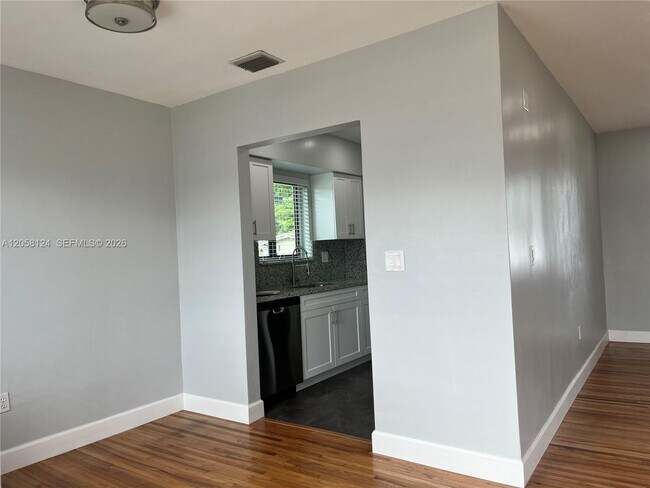 Building Photo - 11535 SW 139th Terrace