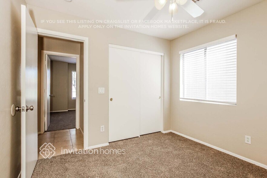 Building Photo - 23949 W Antelope Trail