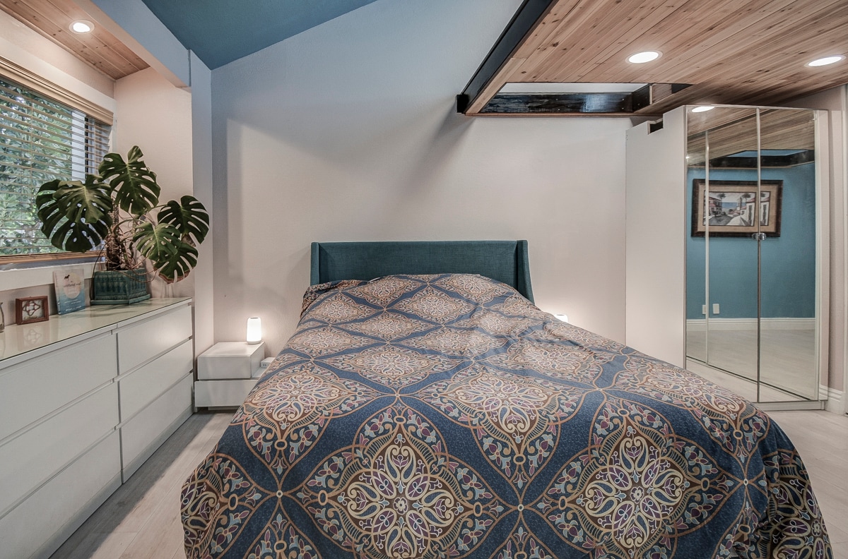 Building Photo - 11 Seamist Ct