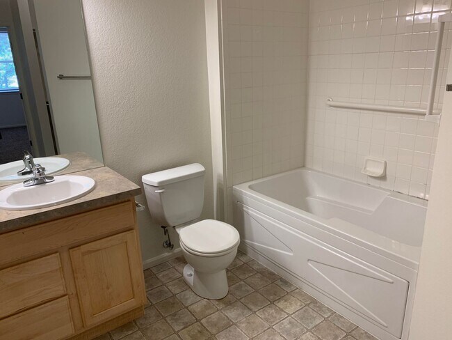 Building Photo - 1977 Grays Peak Dr