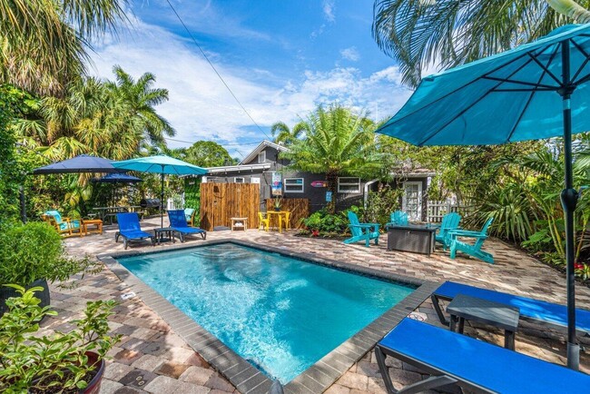 Building Photo - 1911 Parker Ave