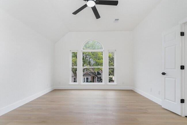 Building Photo - 17732 Windflower Way
