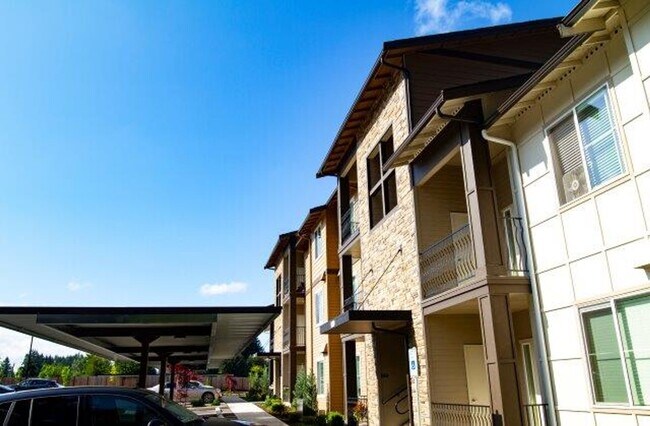 Building Photo - 1 bedroom Townhome with attached garage