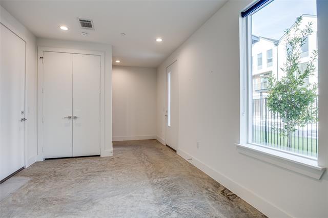 Building Photo - 2128 Ashby St