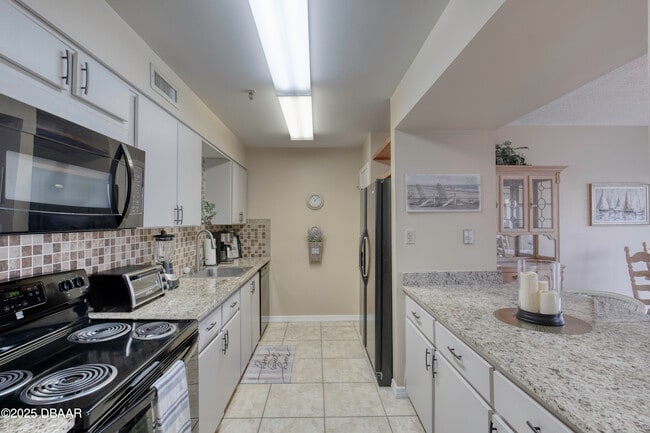 Building Photo - 1601 N Central Ave