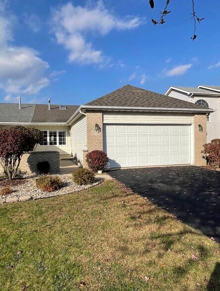 Primary Photo - 1738 Beech Dr