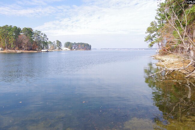 Building Photo - 1331 Camping Rd