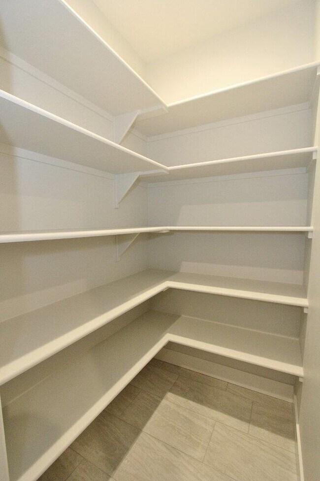 Building Photo - Immaculate Single-Level Home in Reveille de Valor