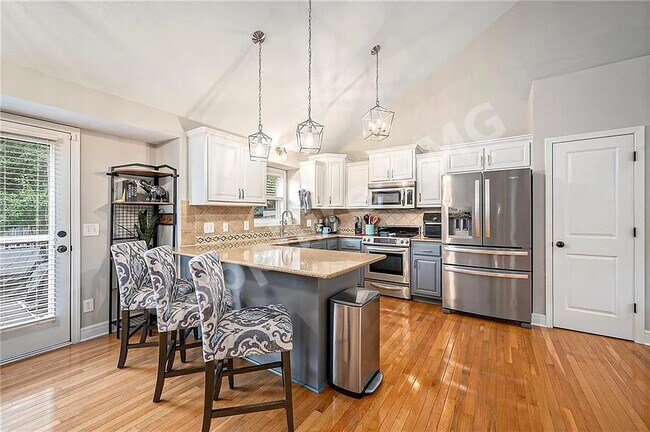 Building Photo - 8707 N Wheaton Ct