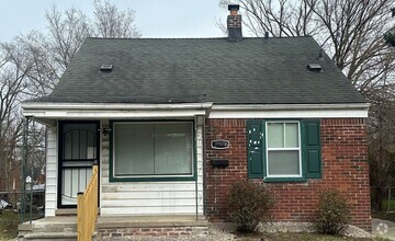 Building Photo - Beautiful 3-Bedroom Home – We Welcome Sect...