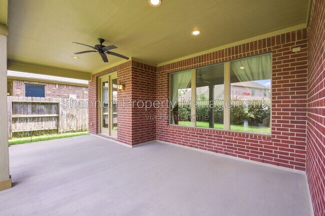 Building Photo - 11119 Hayden Falls Dr