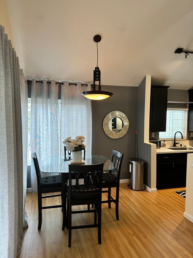 Building Photo - 7349 Calle Cristobal