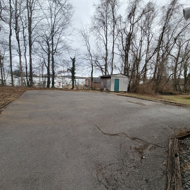 Building Photo - Stout Street