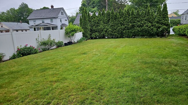 Building Photo - 14 John St