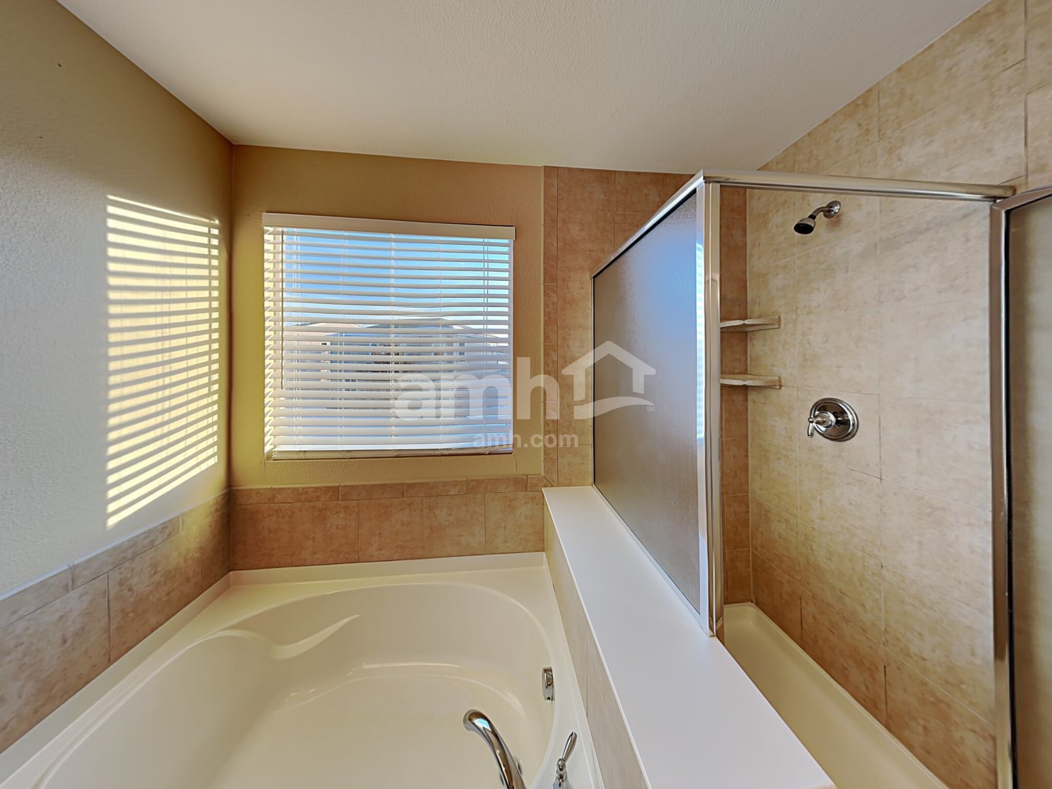 Building Photo - 16224 E 54th Ave