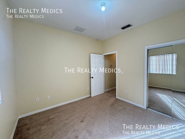 Building Photo - 1654 Cumin Dr