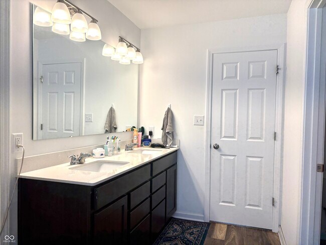 Building Photo - 6120 Medina Spirit Dr