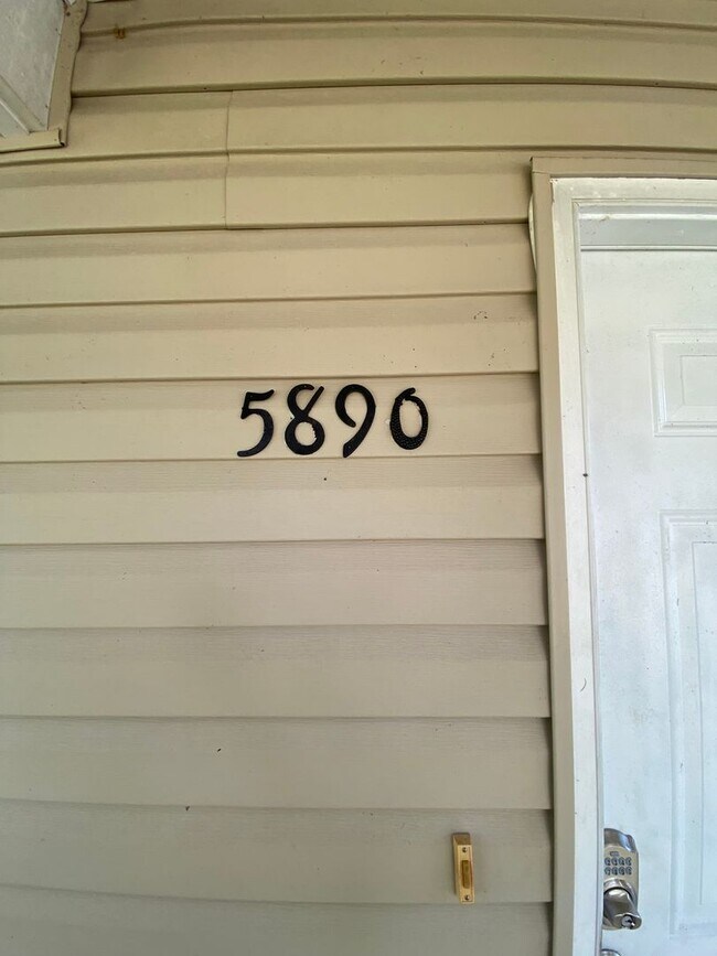 Building Photo - Cannot be shown until MAY!!!Great Home in quiet Belleview Neighborhood 3/2/1 - ***Won't Last***