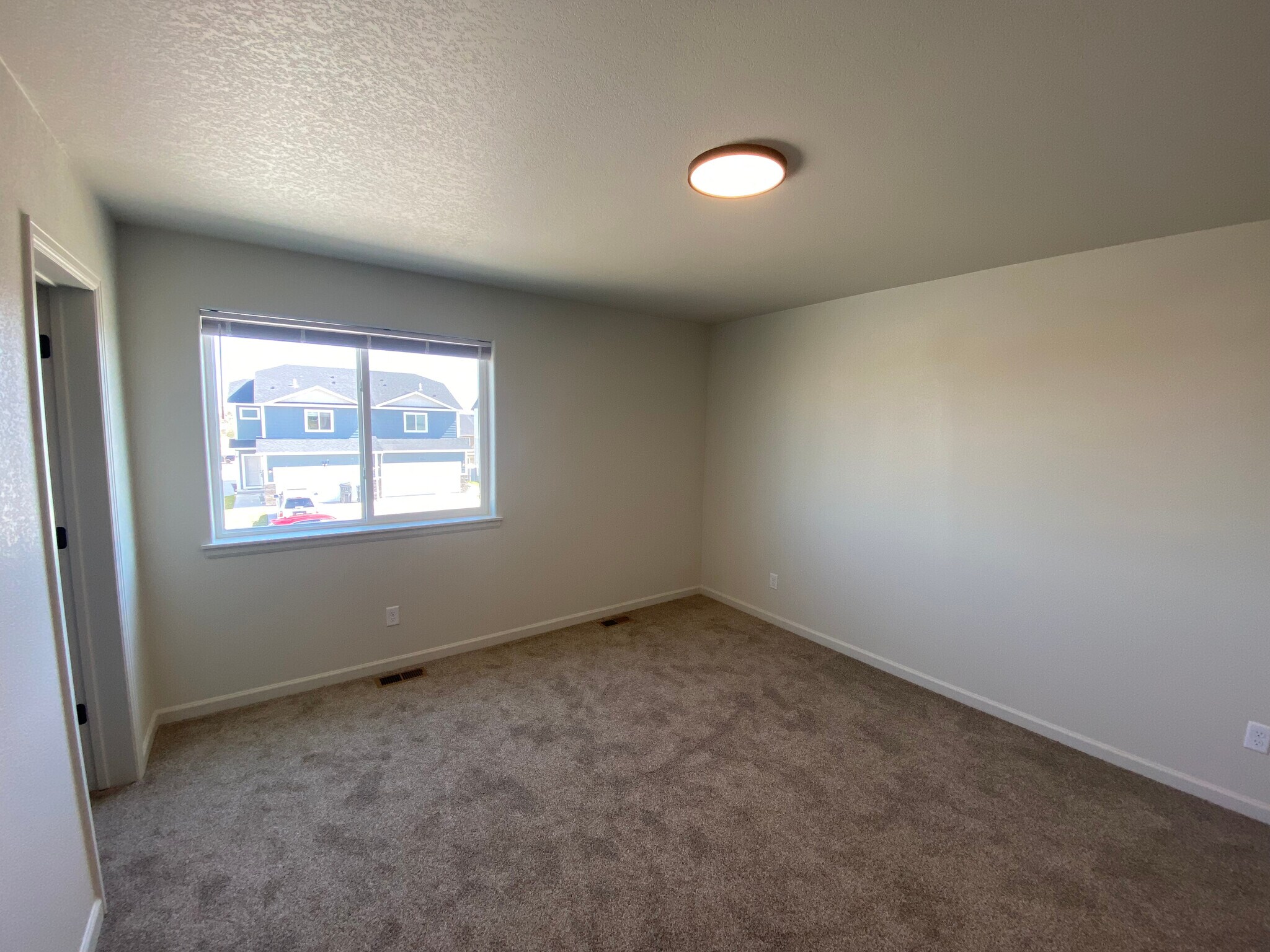 Building Photo - 1506 Alyssaelaine Dr