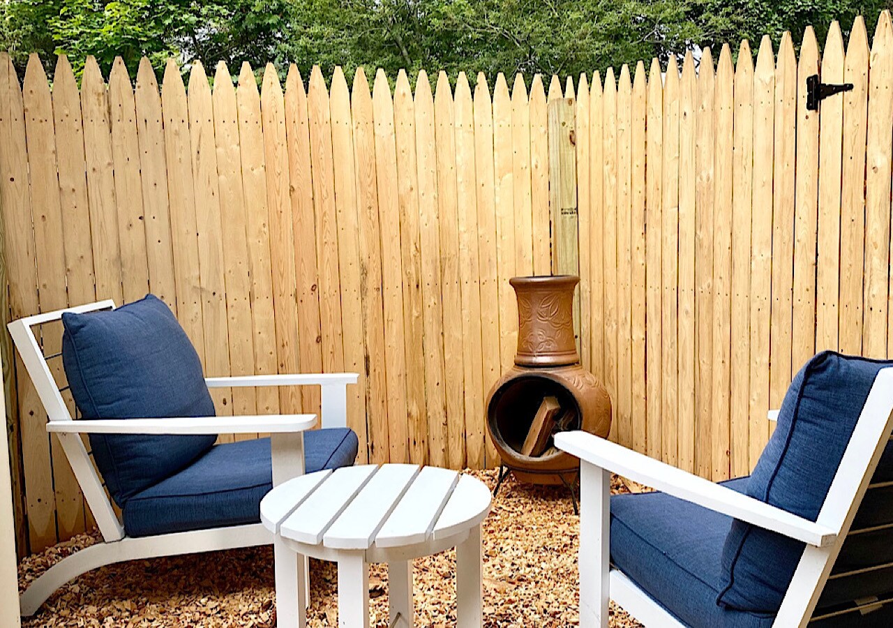 Building Photo - 7 Cushing Dr