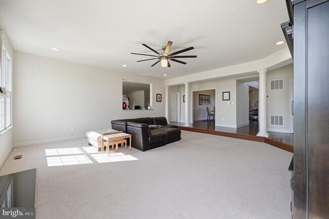 Building Photo - 23222 Hemmingford Cir