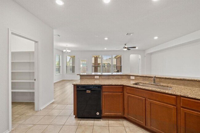 Building Photo - 1221 Backcountry Dr