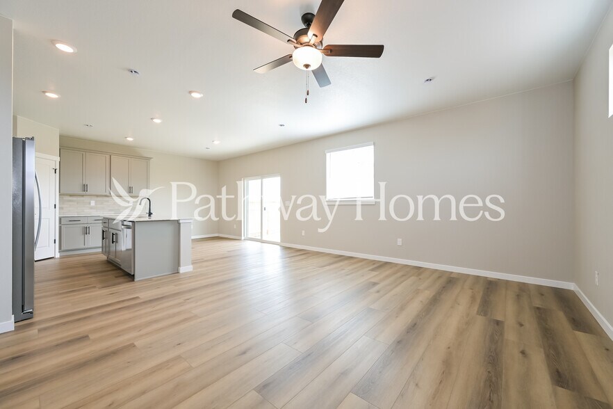 Building Photo - 17941 E 94th Ave