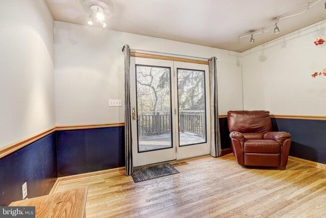 Building Photo - 119 Bosley Ave