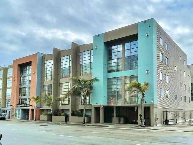 Building Photo - 1247 Harrison St