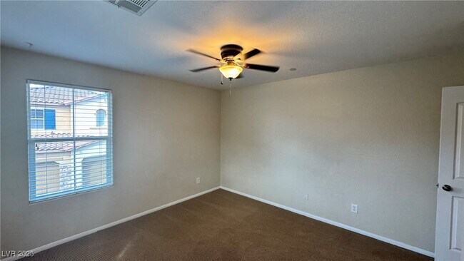 Building Photo - 3173 Color Palette Ave