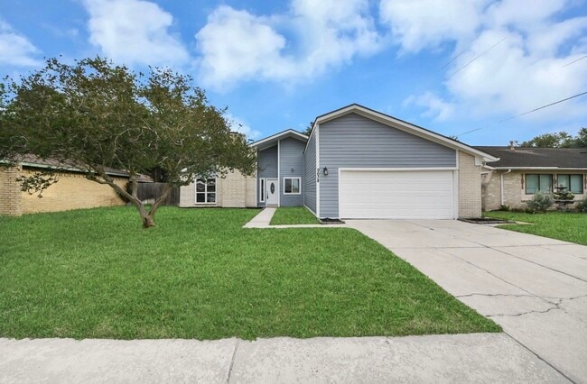Building Photo - 9638 Ravensworth Dr